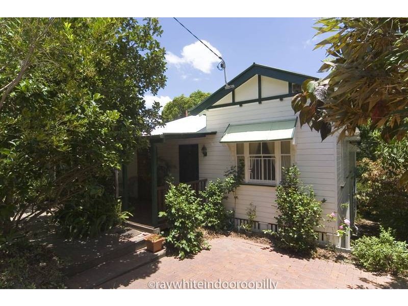 6 Rankin Street, Indooroopilly QLD 4068