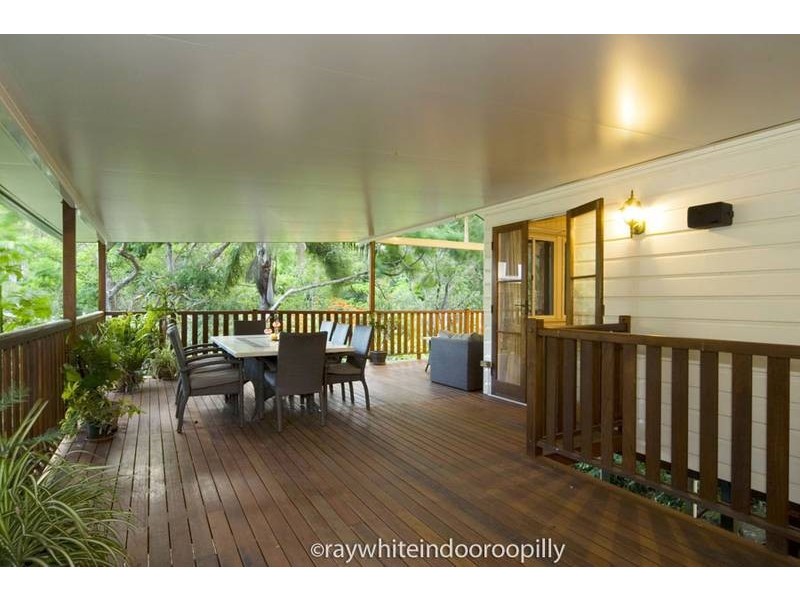 6 Rankin Street, Indooroopilly QLD 4068