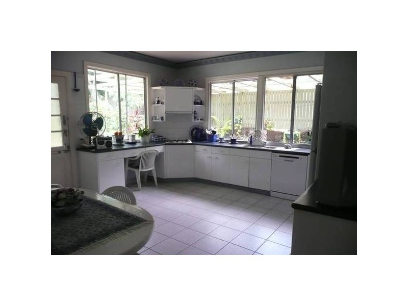45 The Esplanade, St Lucia QLD 4067