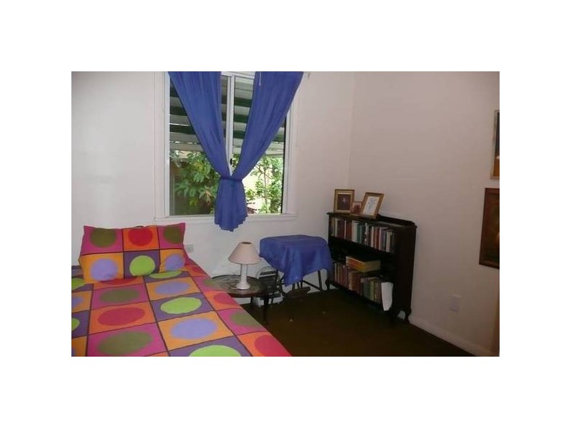 45 The Esplanade, St Lucia QLD 4067