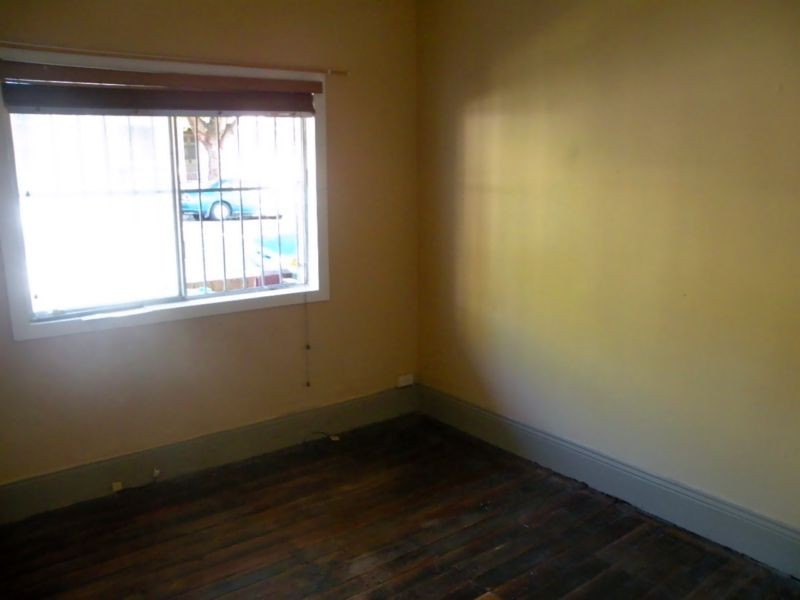 8 Roberts Street, Camperdown NSW 2050