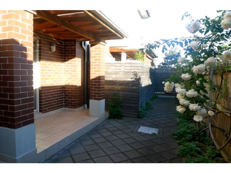 2/10-14 Fairlight Street, Five Dock NSW 2046