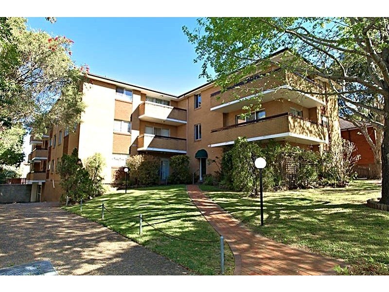 8/15 Cecil Street, Ashfield NSW 2131