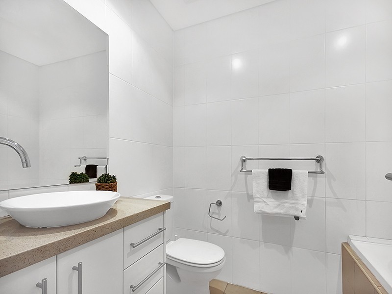 R4/E4 Roseby Street, Drummoyne NSW 2047