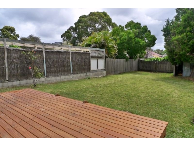 8 Hammond Ave, Croydon NSW 2132