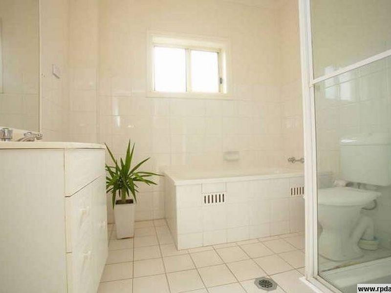 12/3A Queensborough Road, Croydon Park NSW 2133