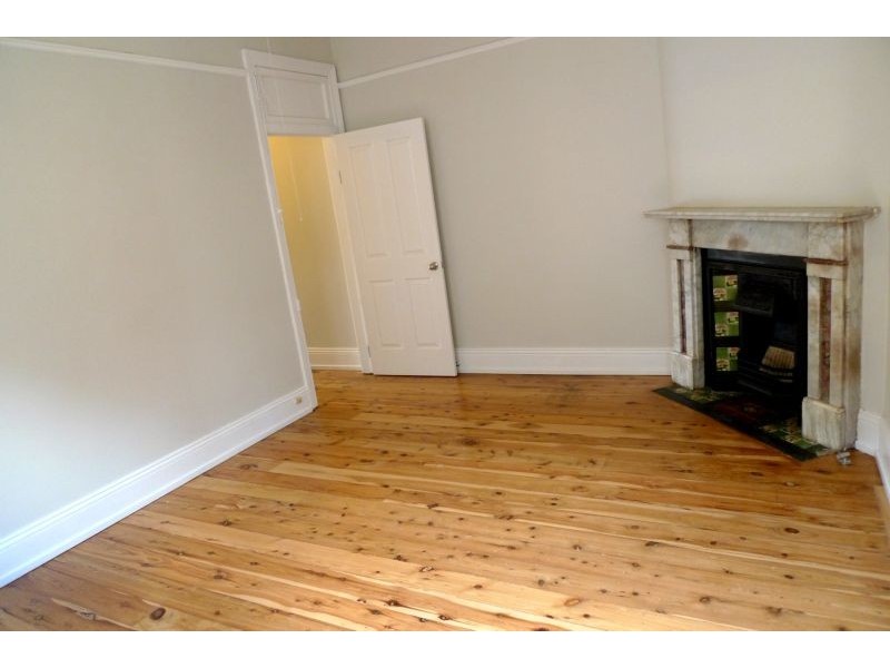 11 Queen Street, Petersham NSW 2049