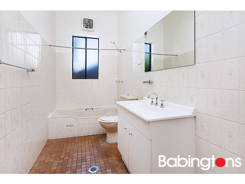 42 Macaulay Road, Stanmore NSW 2048