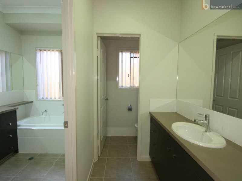 10 Gibbs Street, North Lakes QLD 4509