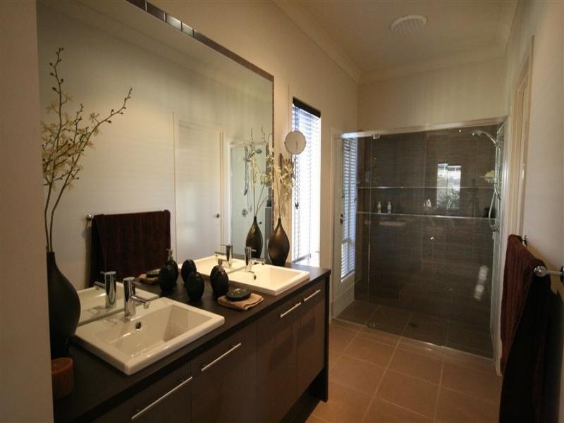 15 Elkington Circuit, North Lakes QLD 4509