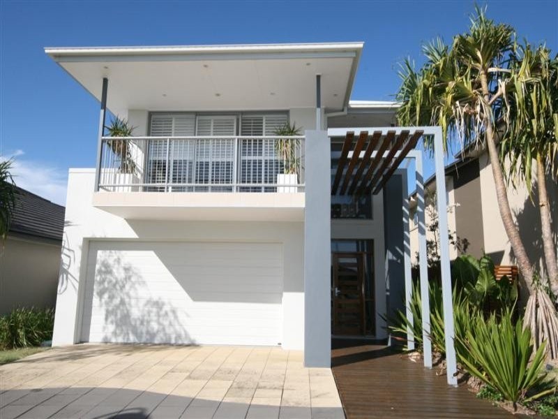32 Elkington Circuit, North Lakes QLD 4509