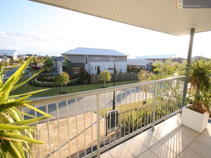 32 Elkington Circuit, North Lakes QLD 4509
