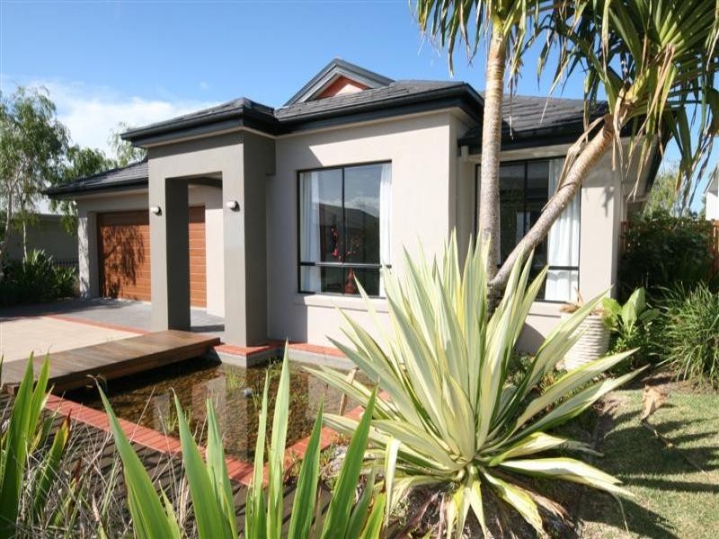 34 Elkington Circuit, North Lakes QLD 4509