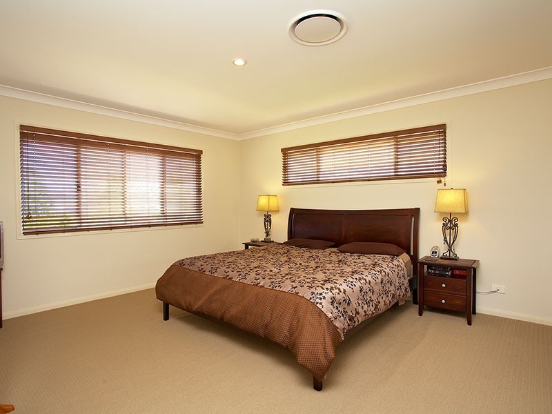 12 Silkpod Court, North Lakes QLD 4509