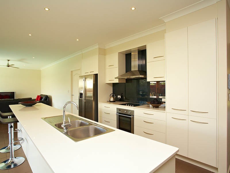 16 Backhousia Court, North Lakes QLD 4509