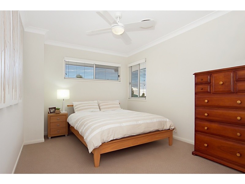 18 Kowari Crescent, North Lakes QLD 4509