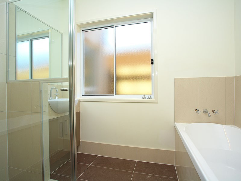 16 Astley Parade, North Lakes QLD 4509