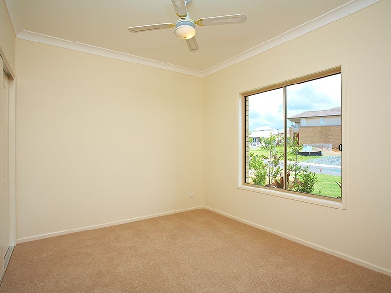 11 Calder Street, North Lakes QLD 4509