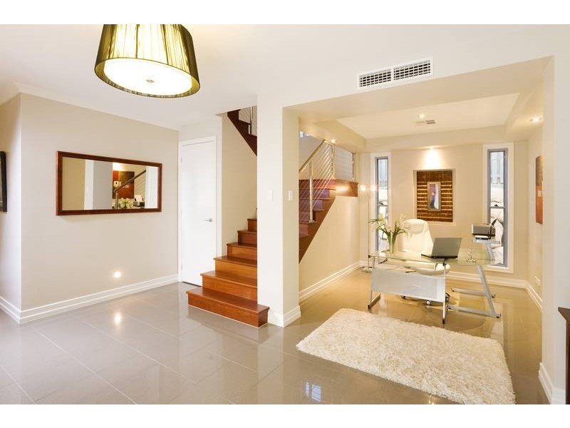 14 Allenby Close, North Lakes QLD 4509