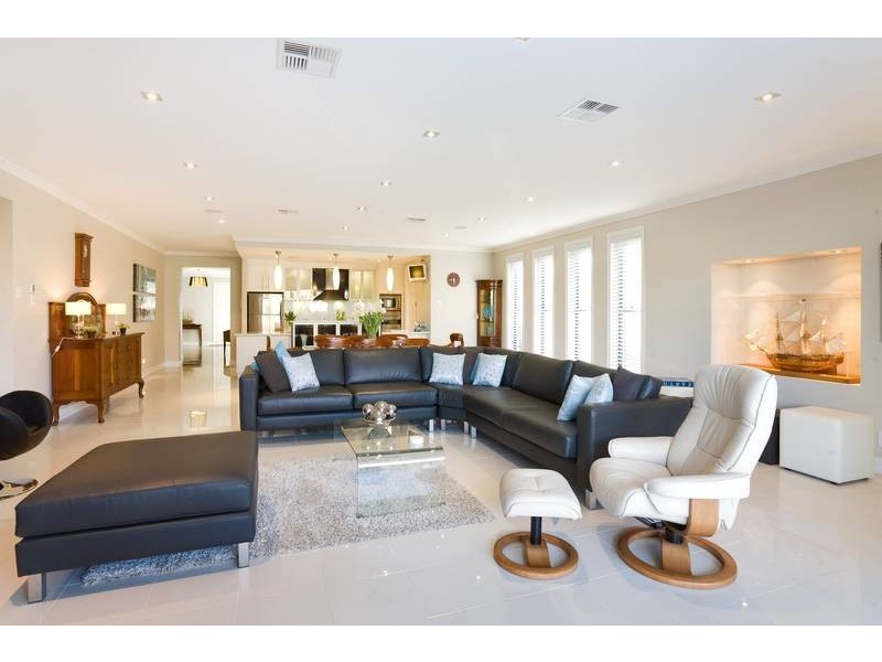 14 Allenby Close, North Lakes QLD 4509