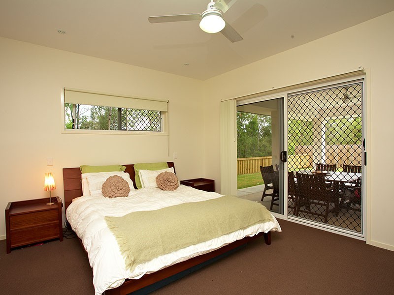 8 Fantail Crescent, Mango Hill QLD 4509