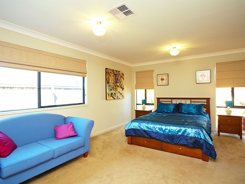 35 Topaz Drive, Mango Hill QLD 4509