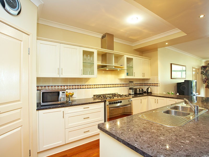 16 Hoya Close, North Lakes QLD 4509