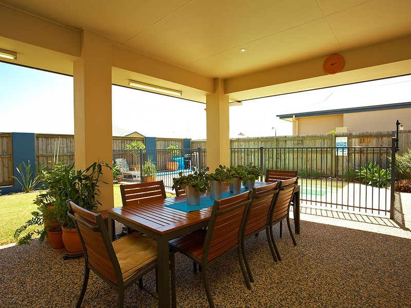 1 Baybreeze Crescent, Murrumba Downs QLD 4503