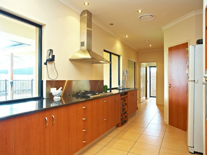 1 Appleby Close, North Lakes QLD 4509