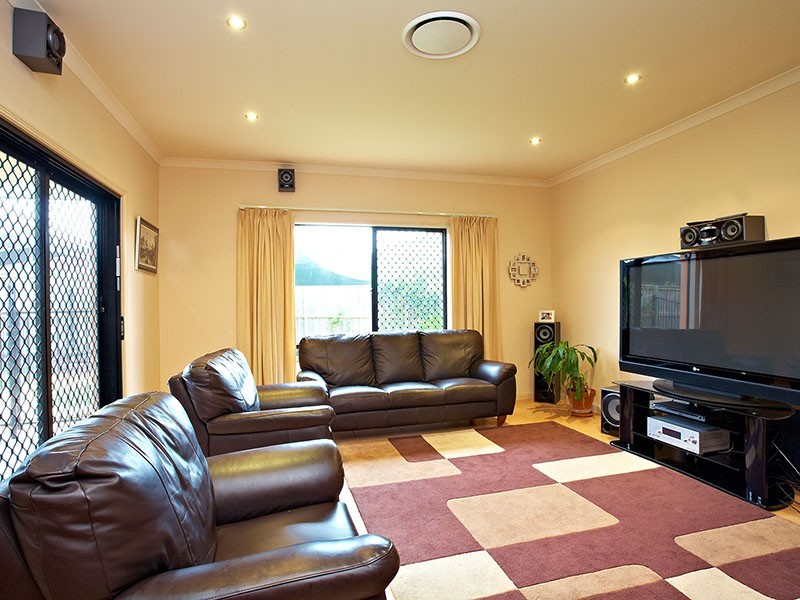 1 Appleby Close, North Lakes QLD 4509