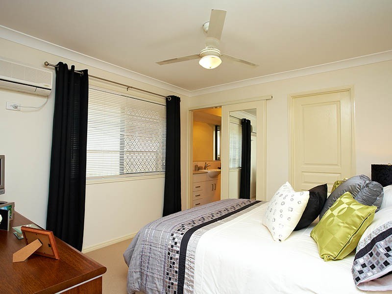 10 Peron Crescent, North Lakes QLD 4509