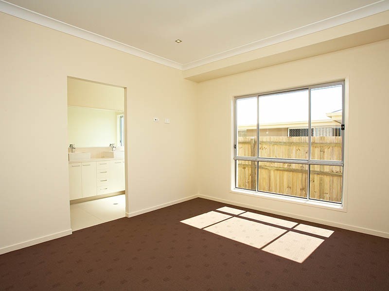 12 Parkway Crescent, Murrumba Downs QLD 4503