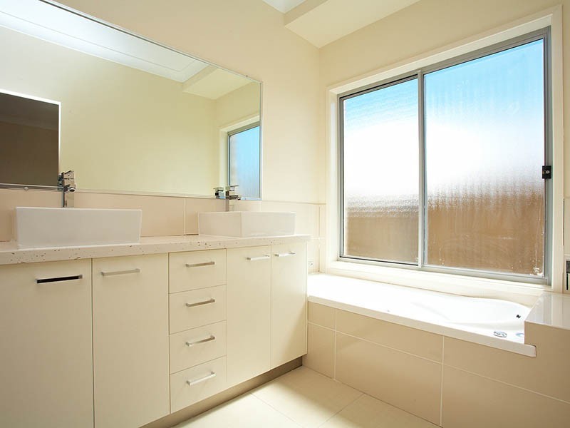 12 Parkway Crescent, Murrumba Downs QLD 4503