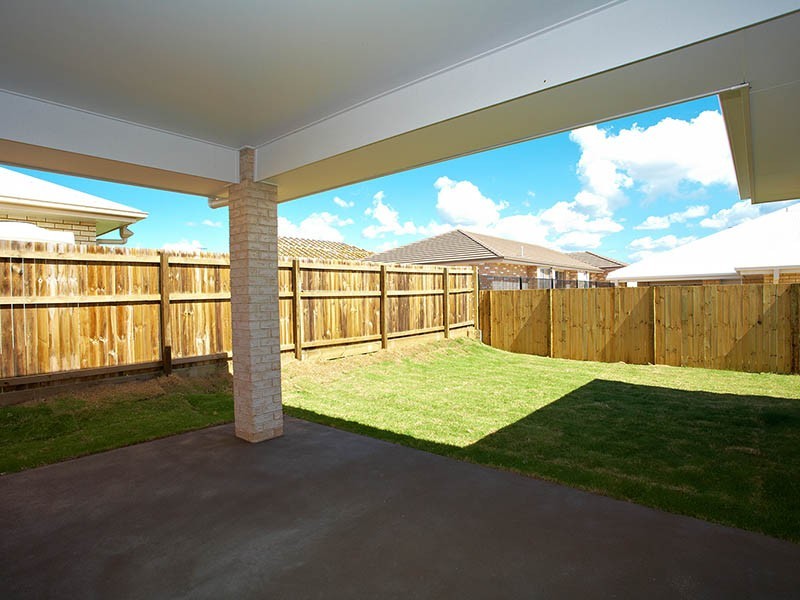 12 Parkway Crescent, Murrumba Downs QLD 4503