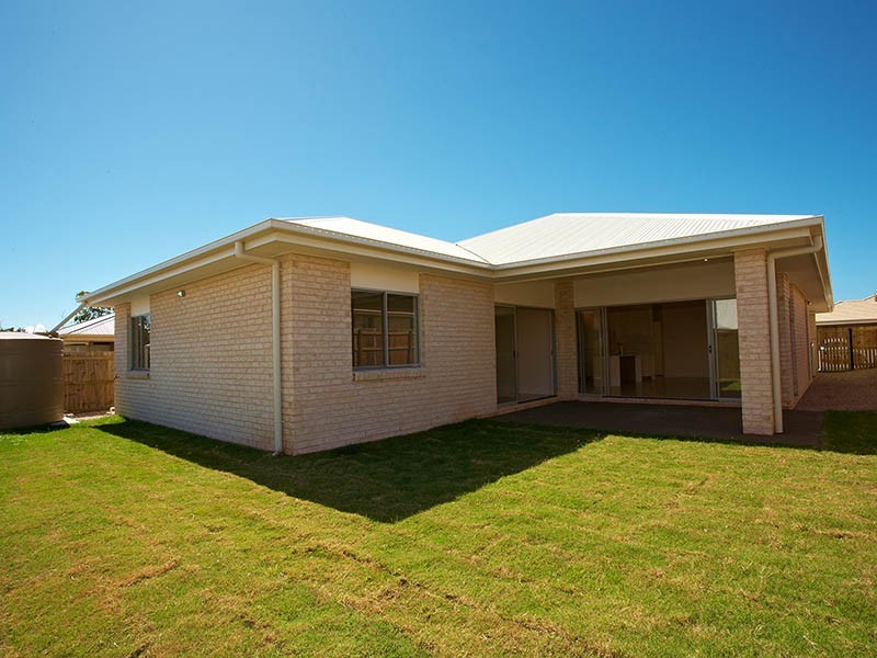 12 Parkway Crescent, Murrumba Downs QLD 4503