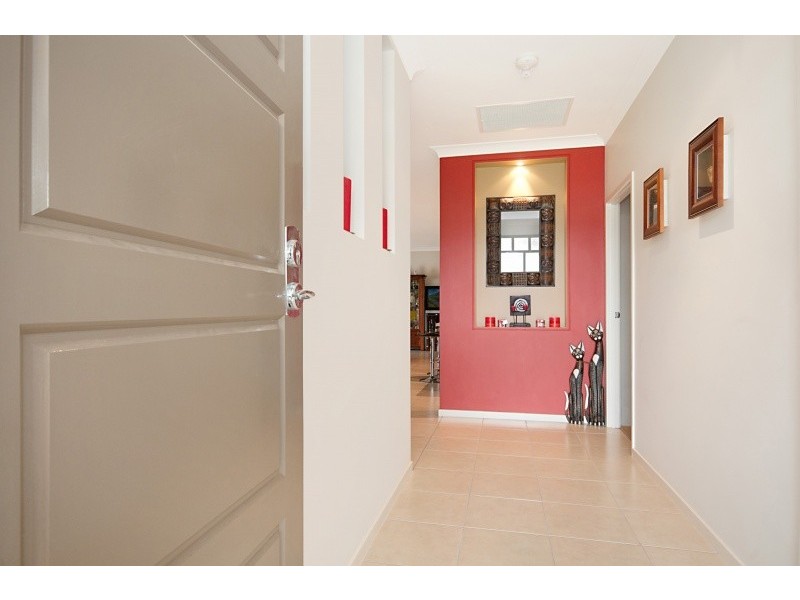 8 Pandorea Circuit, North Lakes QLD 4509