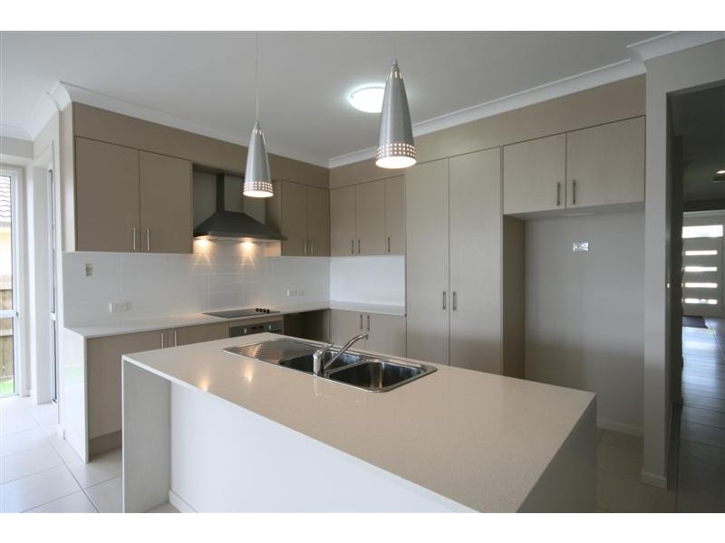 12 Hare Street, North Lakes QLD 4509