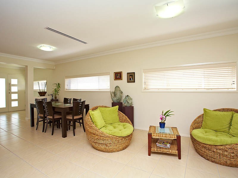 23 Warabi Crescent, North Lakes QLD 4509