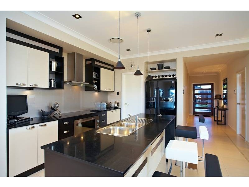 3 Trevino Parade, North Lakes QLD 4509