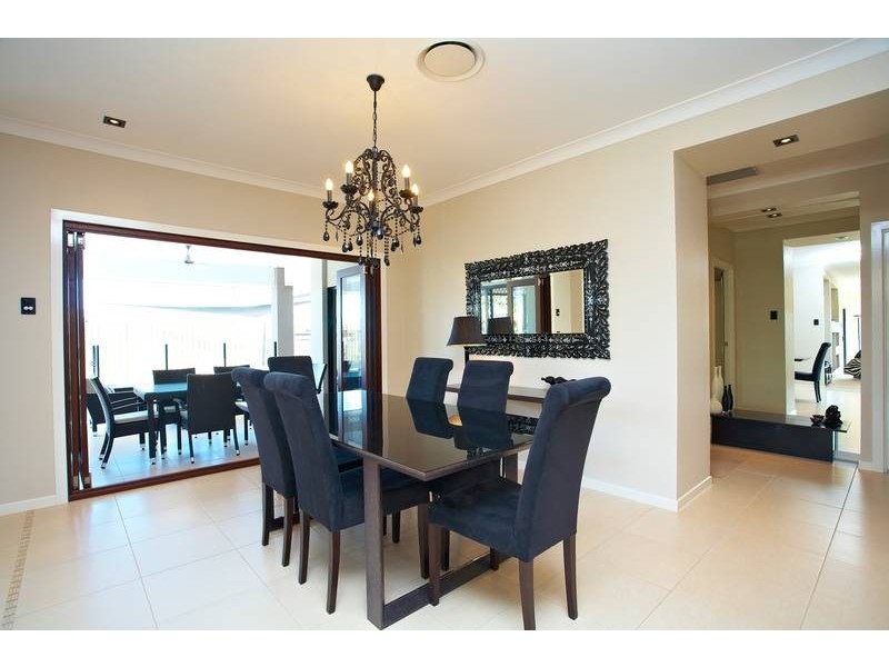 3 Trevino Parade, North Lakes QLD 4509