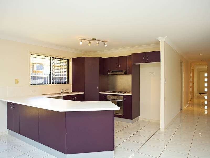 5 Knox, North Lakes QLD 4509