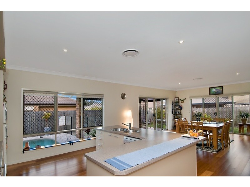 14 Pandorea Circuit, North Lakes QLD 4509