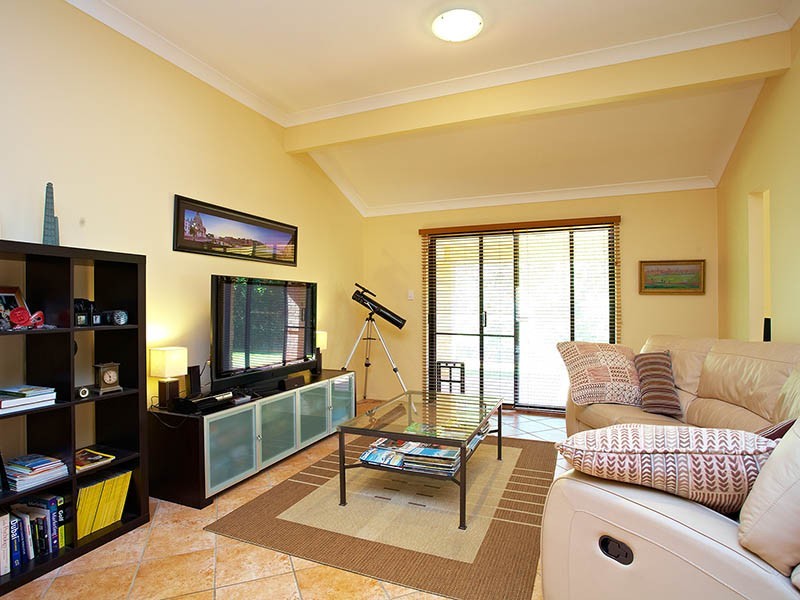16 Pelican Close, Mango Hill QLD 4509