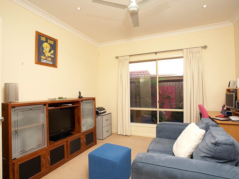 38 Tuckeroo Parade, North Lakes QLD 4509