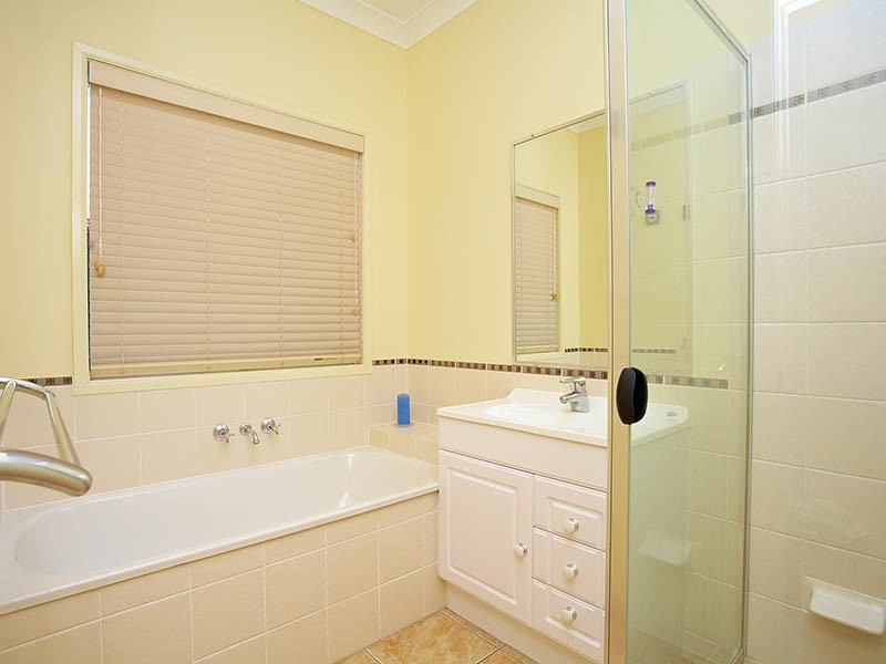 38 Tuckeroo Parade, North Lakes QLD 4509