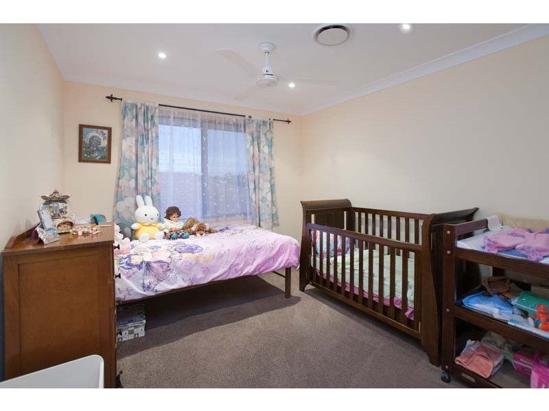 8 Byfield Street, North Lakes QLD 4509