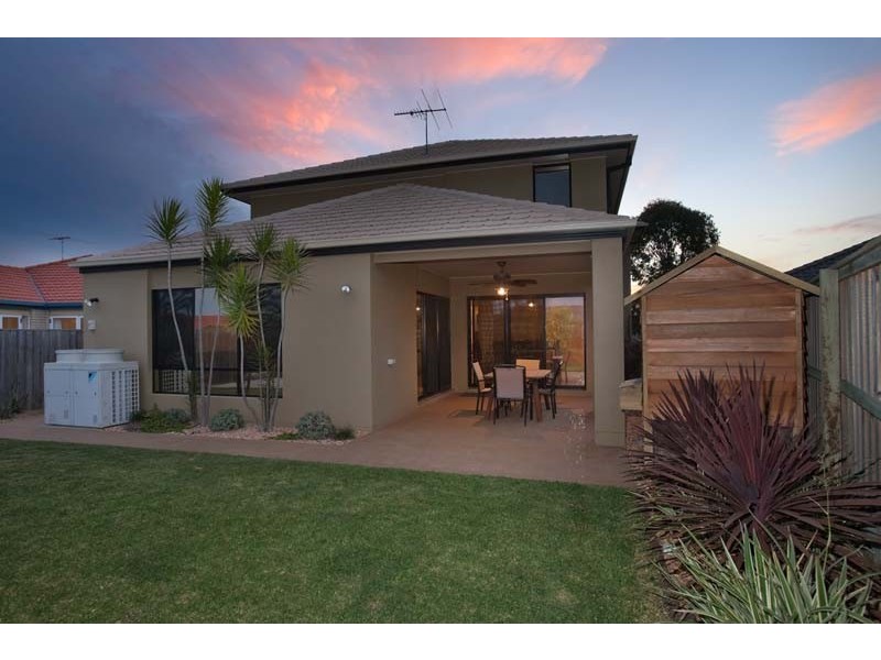 8 Byfield Street, North Lakes QLD 4509