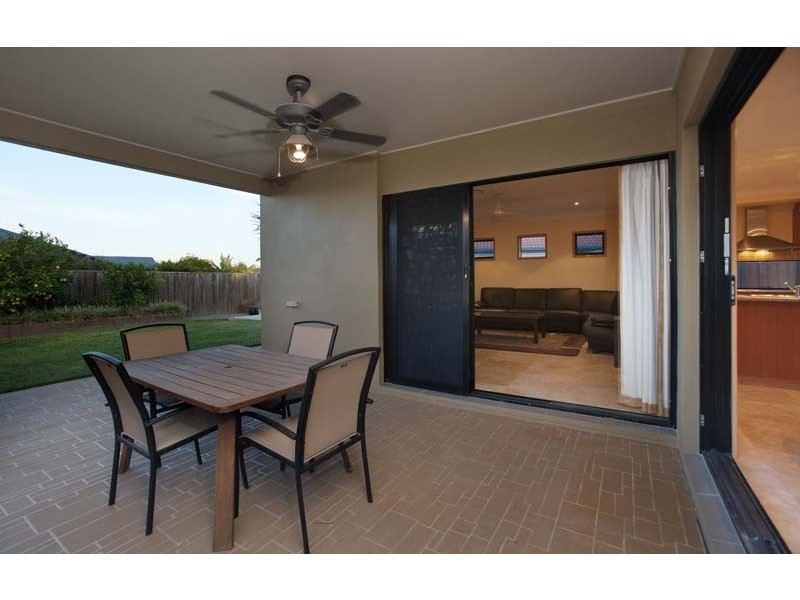 8 Byfield Street, North Lakes QLD 4509
