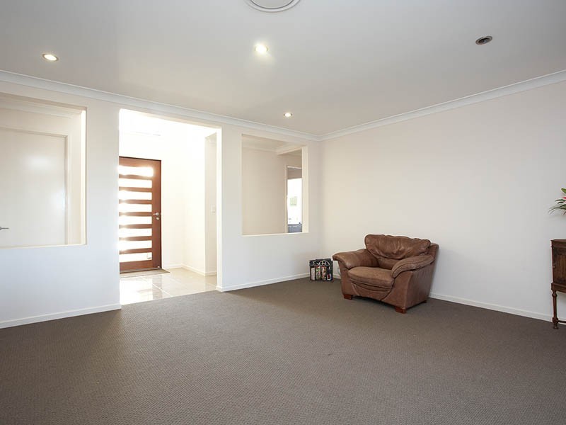 53 Dusky Street, North Lakes QLD 4509