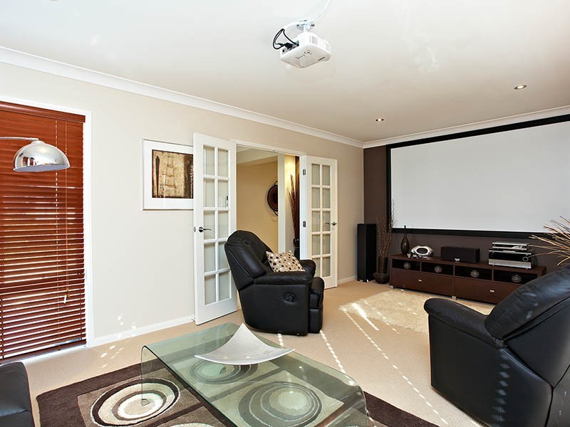 4 Burgan Place, North Lakes QLD 4509